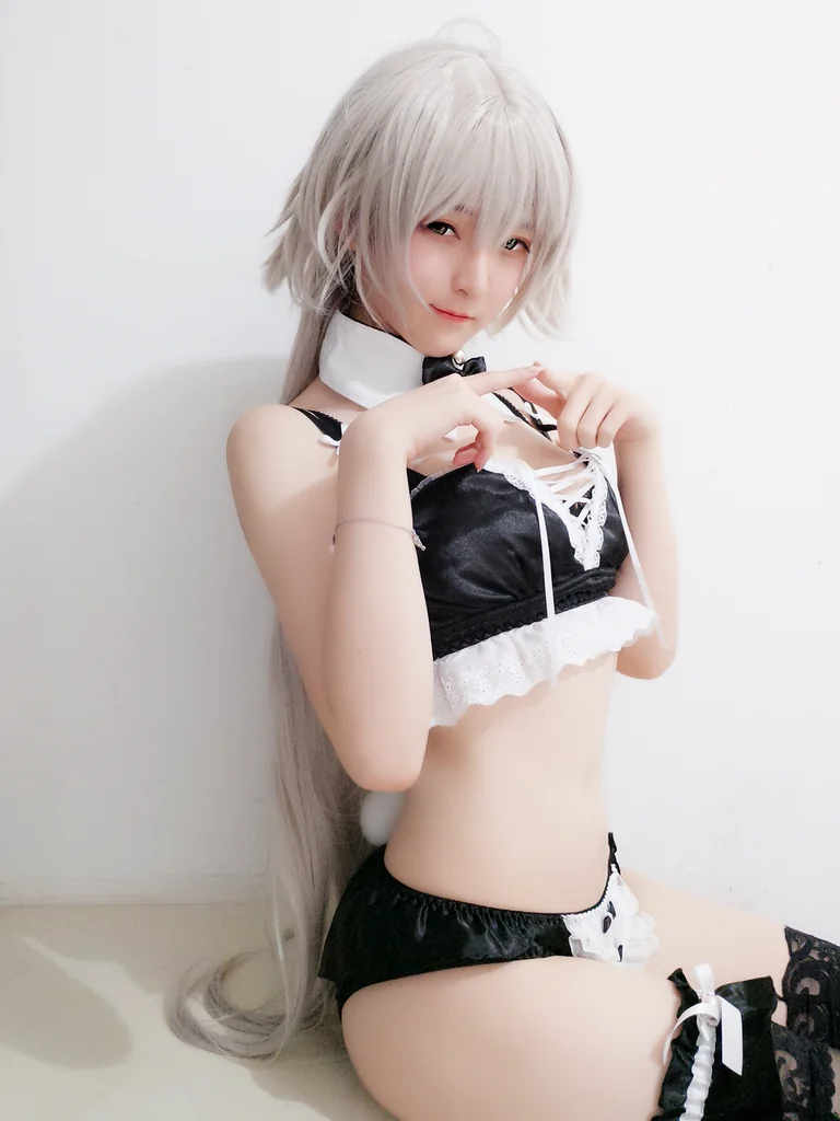[Coser] 一小央泽 (yixiaoyangze) 黑兔 preview 8
