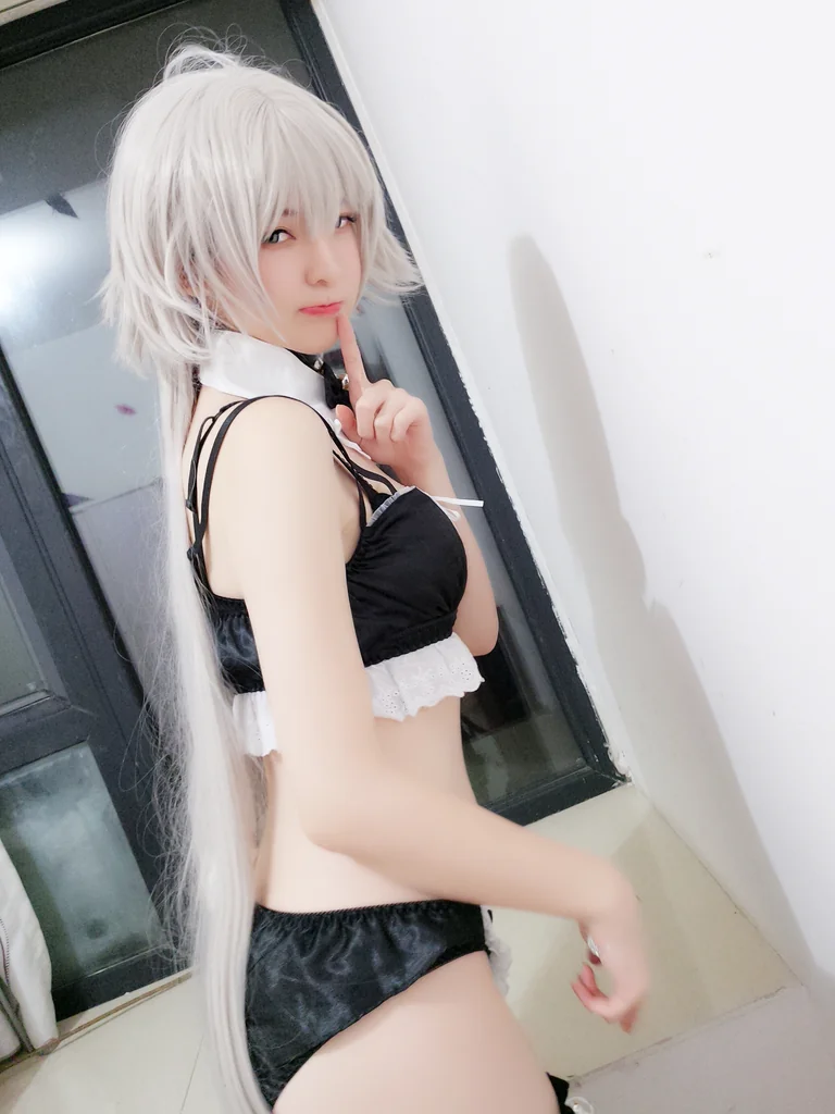 [Coser] 一小央泽 (yixiaoyangze) 黑兔 preview 9