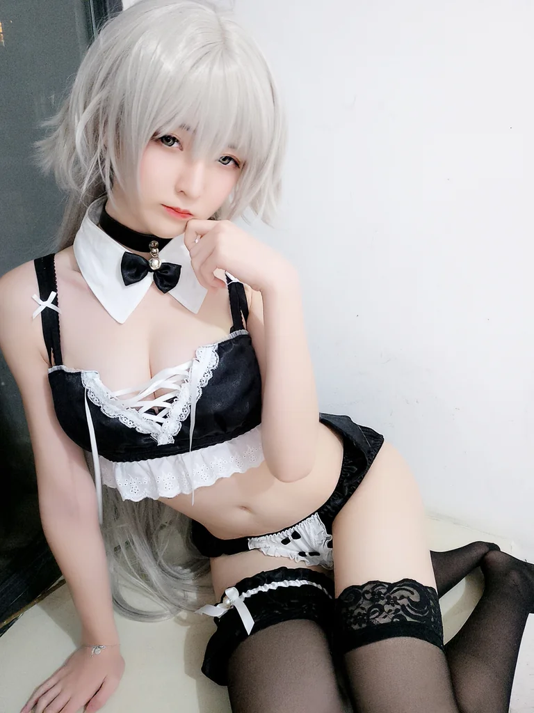 [Coser] 一小央泽 (yixiaoyangze) 黑兔 preview 10