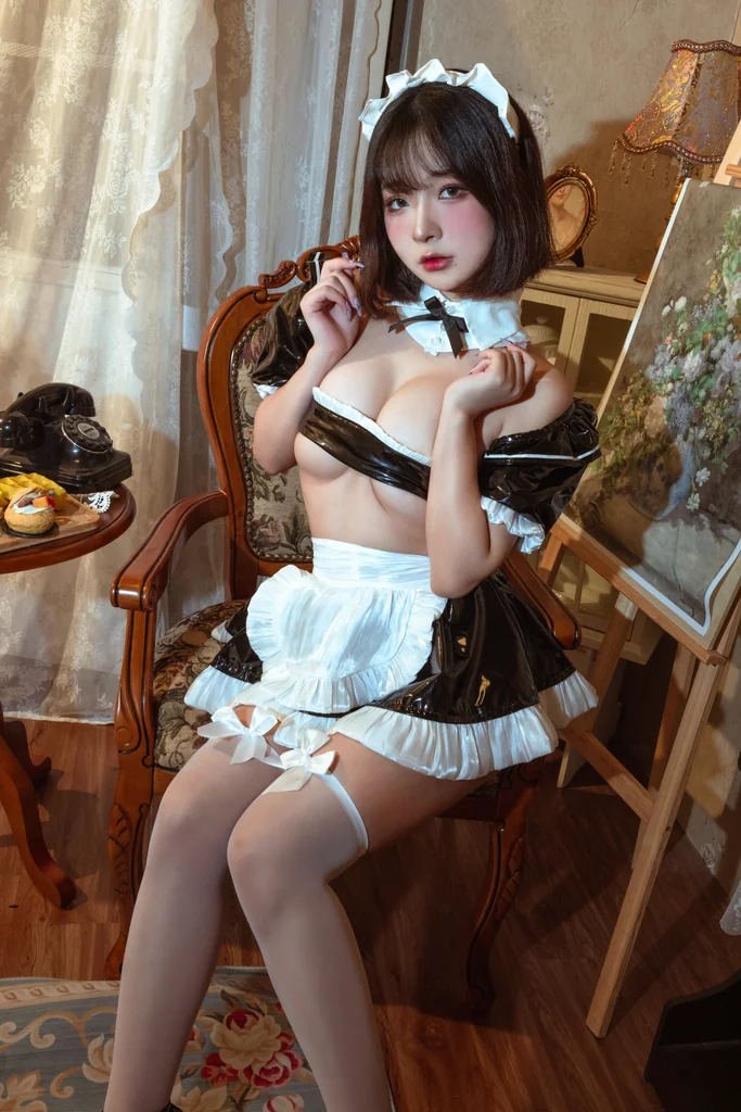 [Coser] yuuhui玉汇 No.020 女仆假日 preview 1
