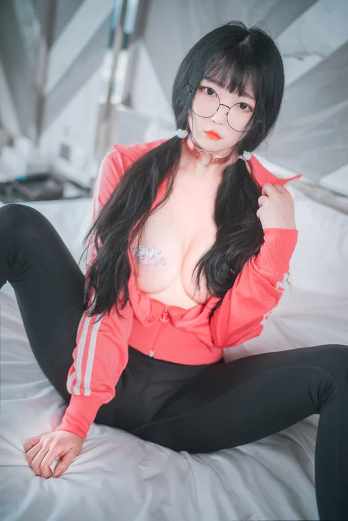 [DJAWA] Photo - Aram (아람) - “Hot Pink Jersey!” preview 10
