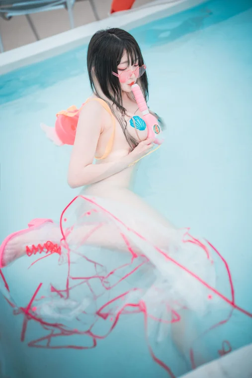 [DJAWA] Photo - Aram (아람) - “Poolside Summer” preview 1