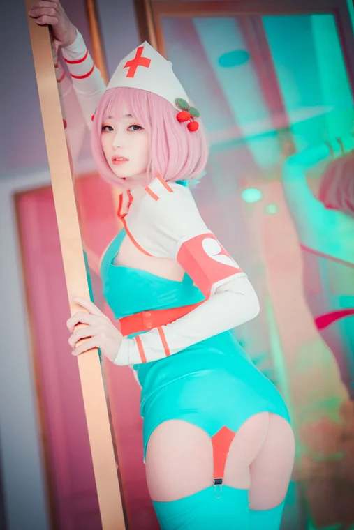 [DJAWA] Photo - Bambi (밤비) - Cling To Latex preview 2