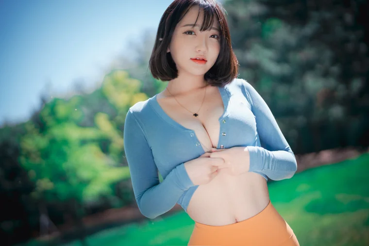 [DJAWA] Photo - Son Ye-Eun (손예은) - Naughty Trekking preview 9