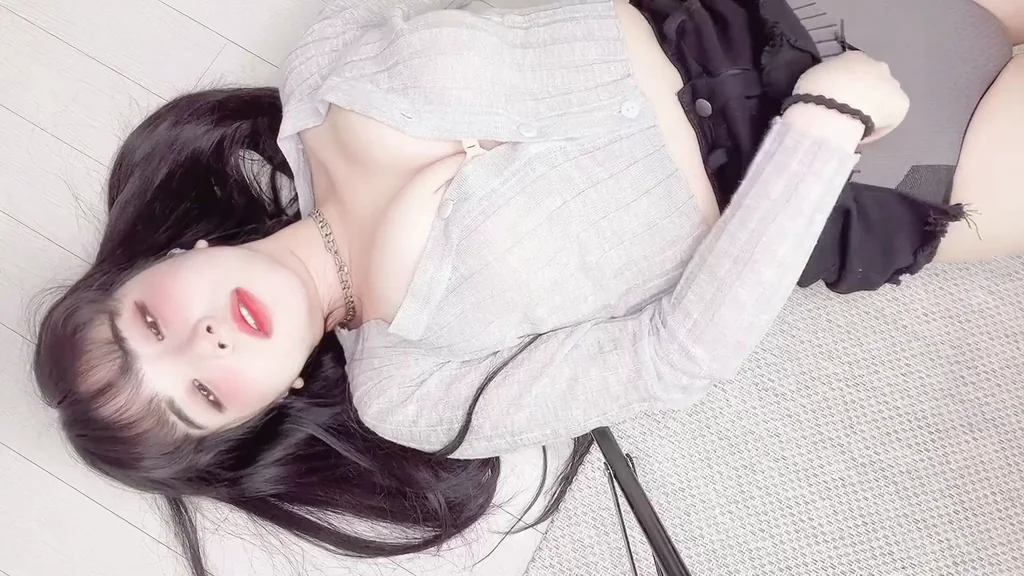[Fantrie] Echi (uc774uce58) video 331