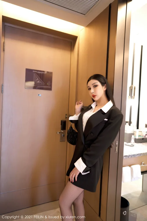 [FEILIN] Vol.402 Tian Bing (田冰冰) preview 12