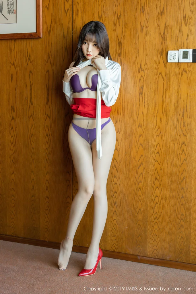 [IMISS] Vol.413 Booty - Zhizhi (芝芝) preview 19