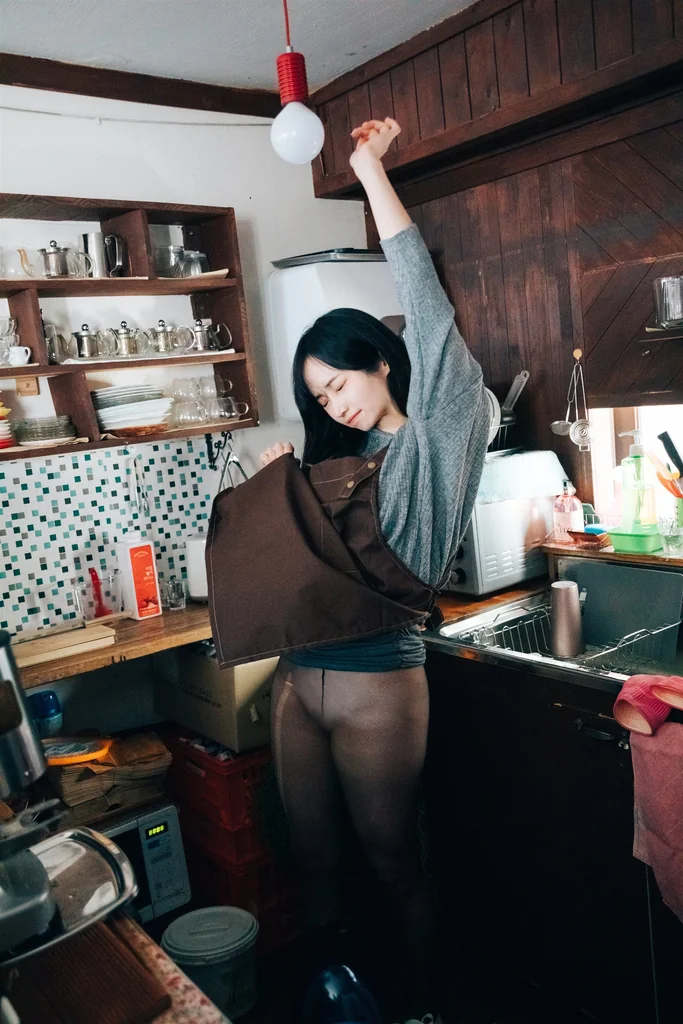 [Loozy] Bambi (밤비) - Cafe Alba preview 16