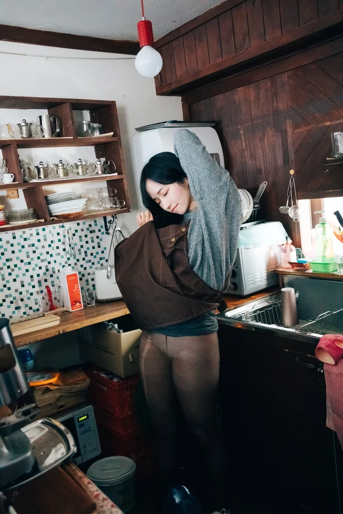 [Loozy] Bambi (밤비) - Cafe Alba preview 17