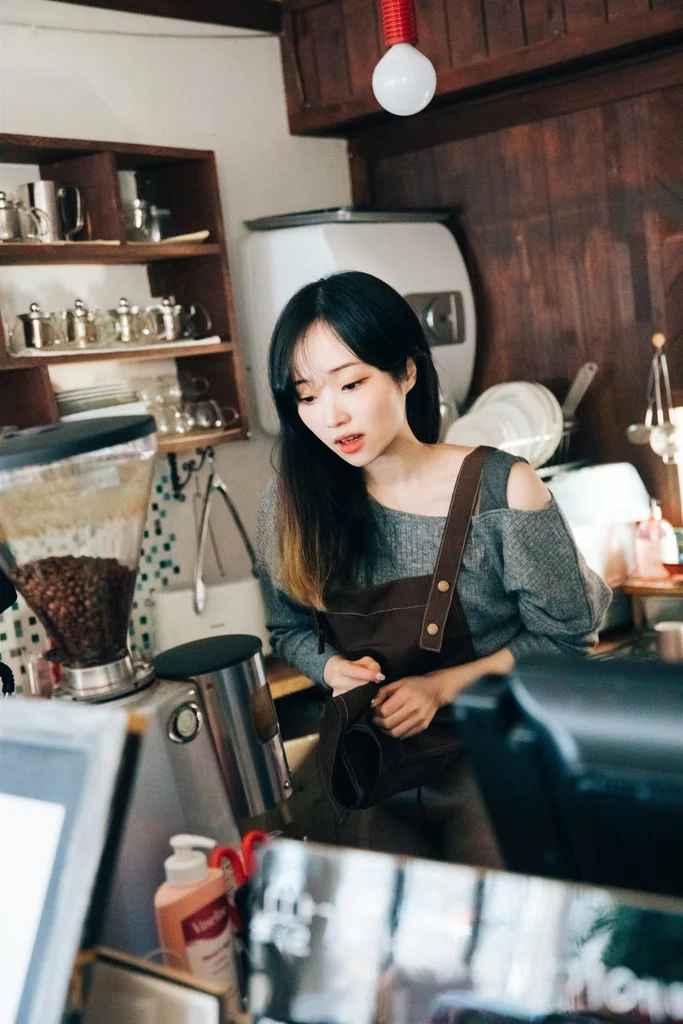 [Loozy] Bambi (밤비) - Cafe Alba preview 18