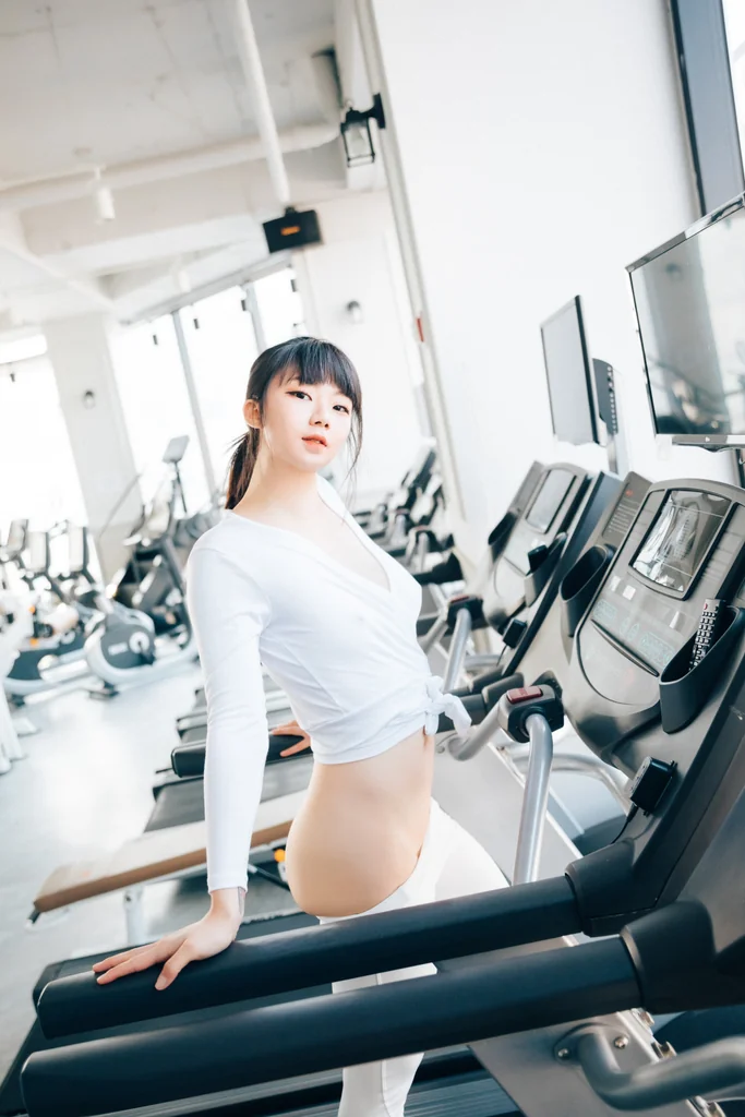 [Loozy] Kissme - Strip Fitness preview 21