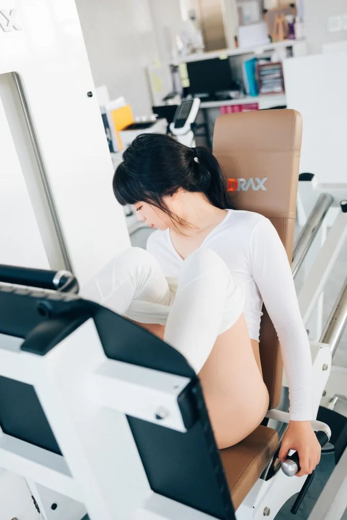 [Loozy] Kissme - Strip Fitness preview 47