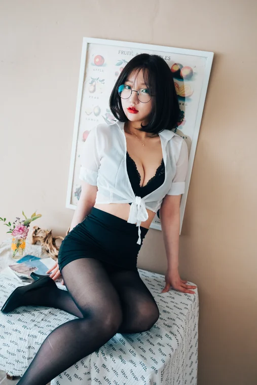 [Loozy] Officegirls Vacation Vol.1 Son Ye-Eun (손예은) preview 3
