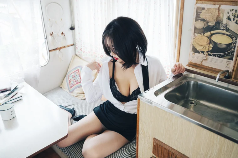 [Loozy] Officegirls Vacation Vol.2 Son Ye-Eun (손예은) preview 10