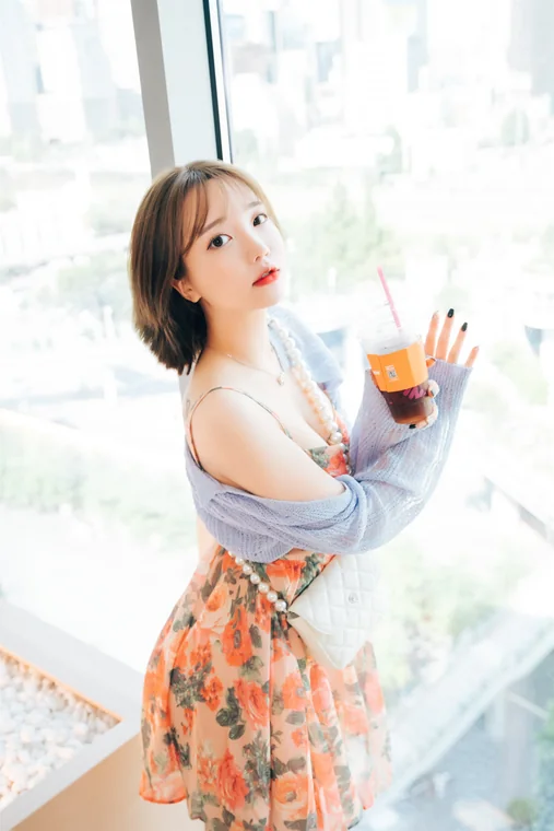[Loozy] Son Ye-Eun (손예은) - Lover in Hotel preview 3
