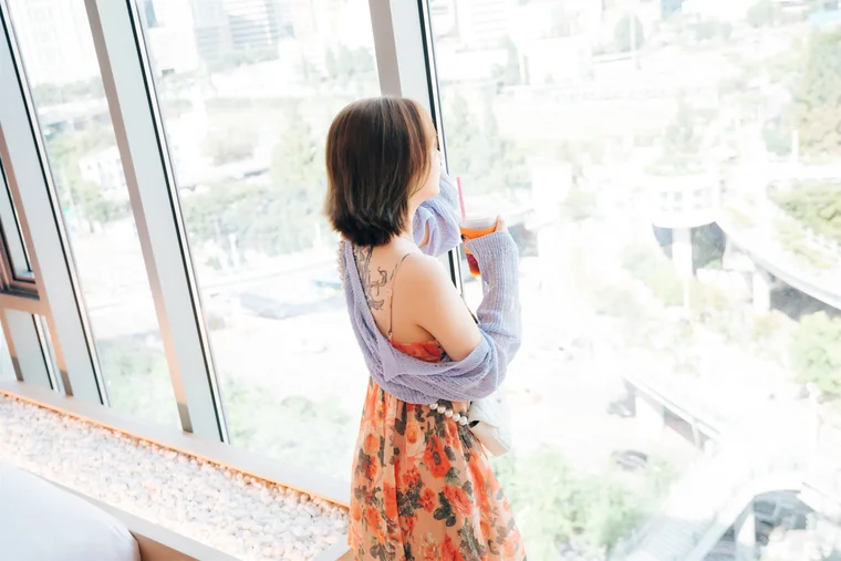 [Loozy] Son Ye-Eun (손예은) - Lover in Hotel preview 4