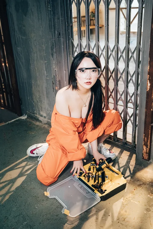 [Loozy] Son Ye-Eun (손예은) Where Are My Tools (Full ver.) preview 16