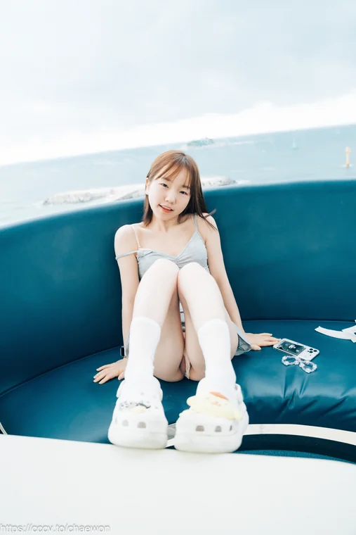 [Loozy] Yeri - The First Trip preview 14