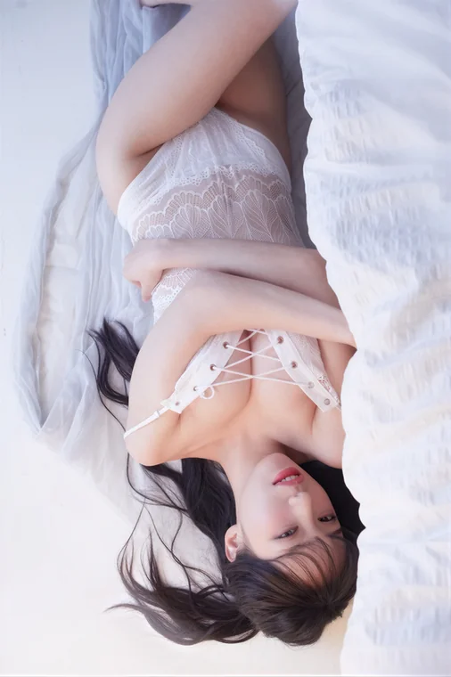 [MAXIM] Ggyong-ee (굥이) - I Luv It Part 3 preview 9