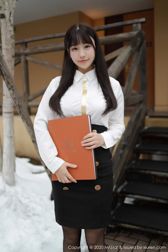 [MFStar] Vol.267 Zhu Ke Er (朱可儿Flower) preview 1