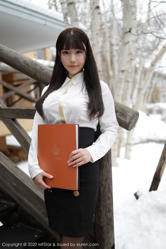[MFStar] Vol.267 Zhu Ke Er (朱可儿Flower) preview 4