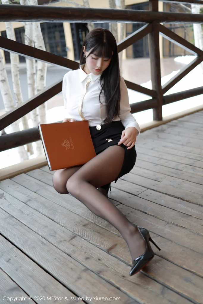 [MFStar] Vol.267 Zhu Ke Er (朱可儿Flower) preview 19