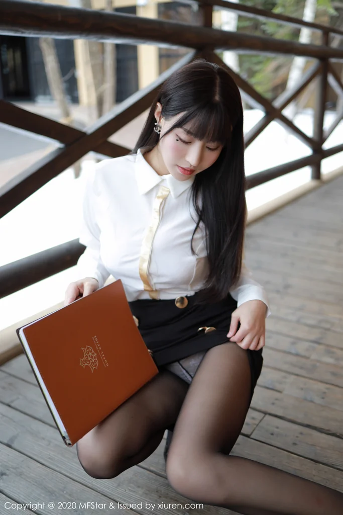 [MFStar] Vol.267 Zhu Ke Er (朱可儿Flower) preview 20