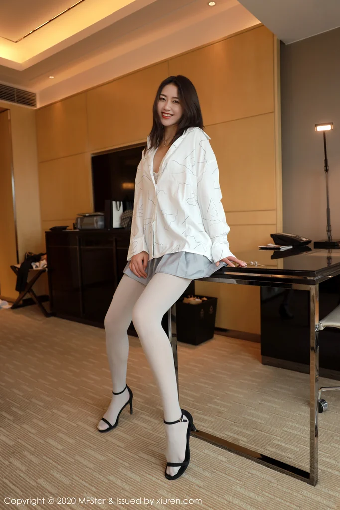 [MFStar] Vol.303 Fang Zi Xuan (方子萱) preview 15