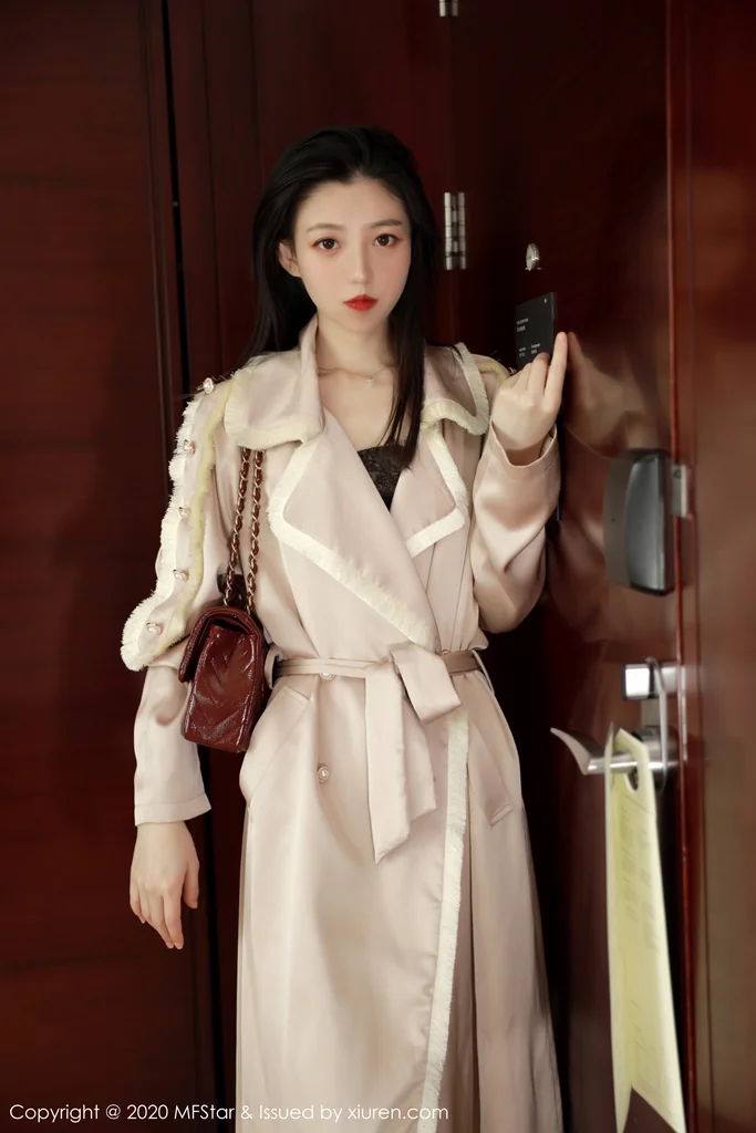 [MFStar] Vol.325 Yan Mo (言沫) preview 1