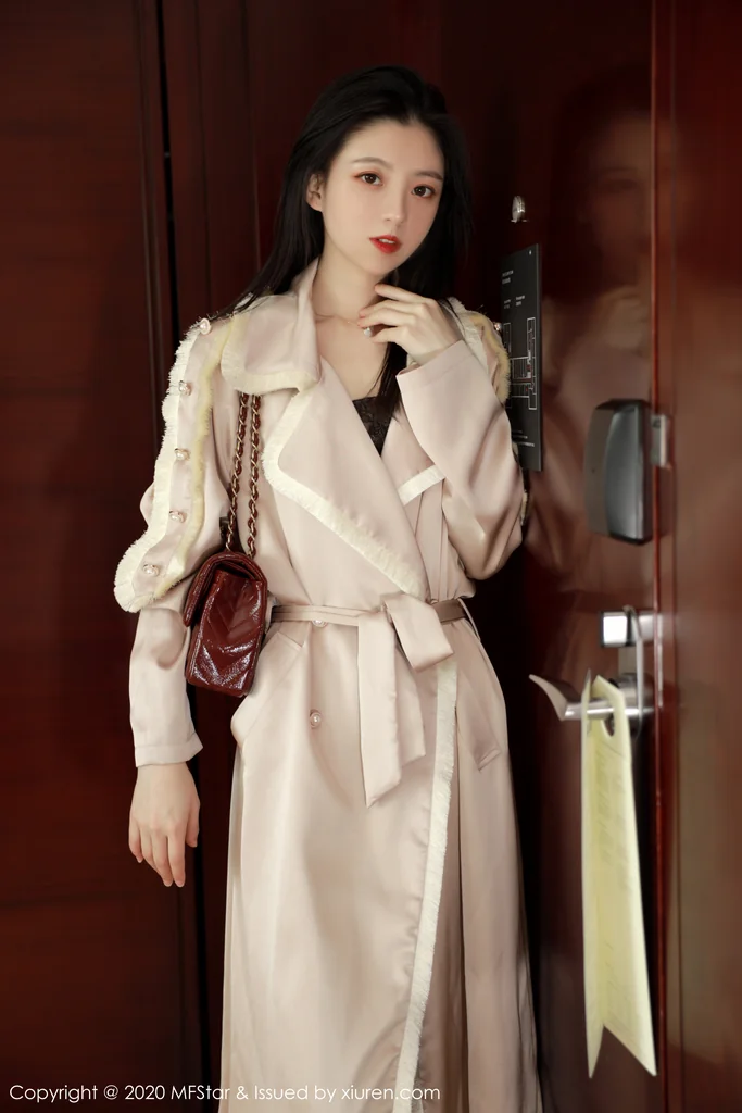 [MFStar] Vol.325 Yan Mo (言沫) preview 2