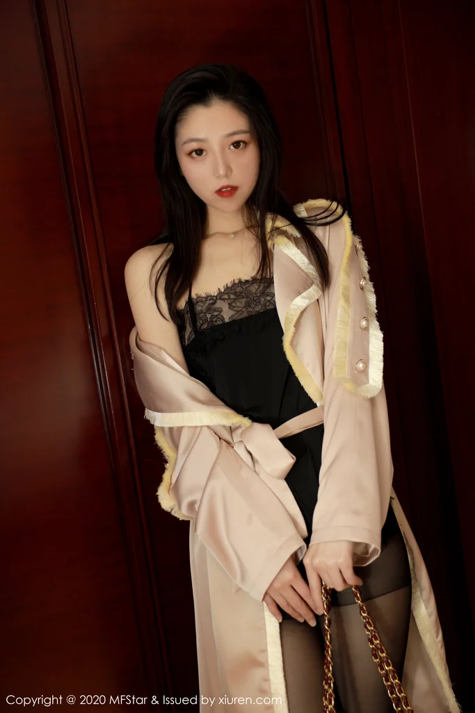 [MFStar] Vol.325 Yan Mo (言沫) preview 15