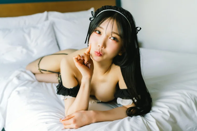 [Moon Night Snap] Yunjin - How’s Today preview 6