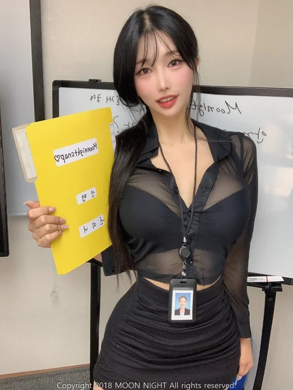 [Moon Night Snap] Yunjin - In The Office preview 11