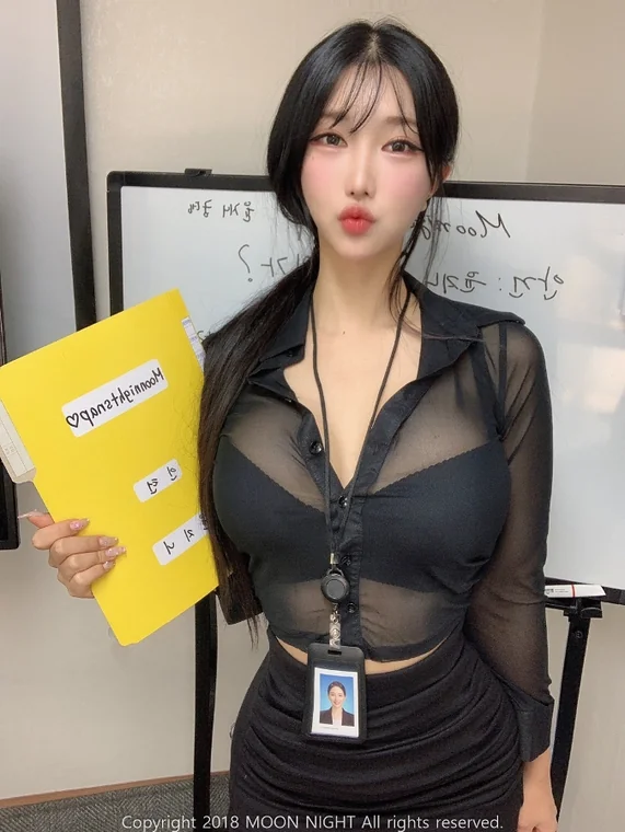 [Moon Night Snap] Yunjin - In The Office preview 12