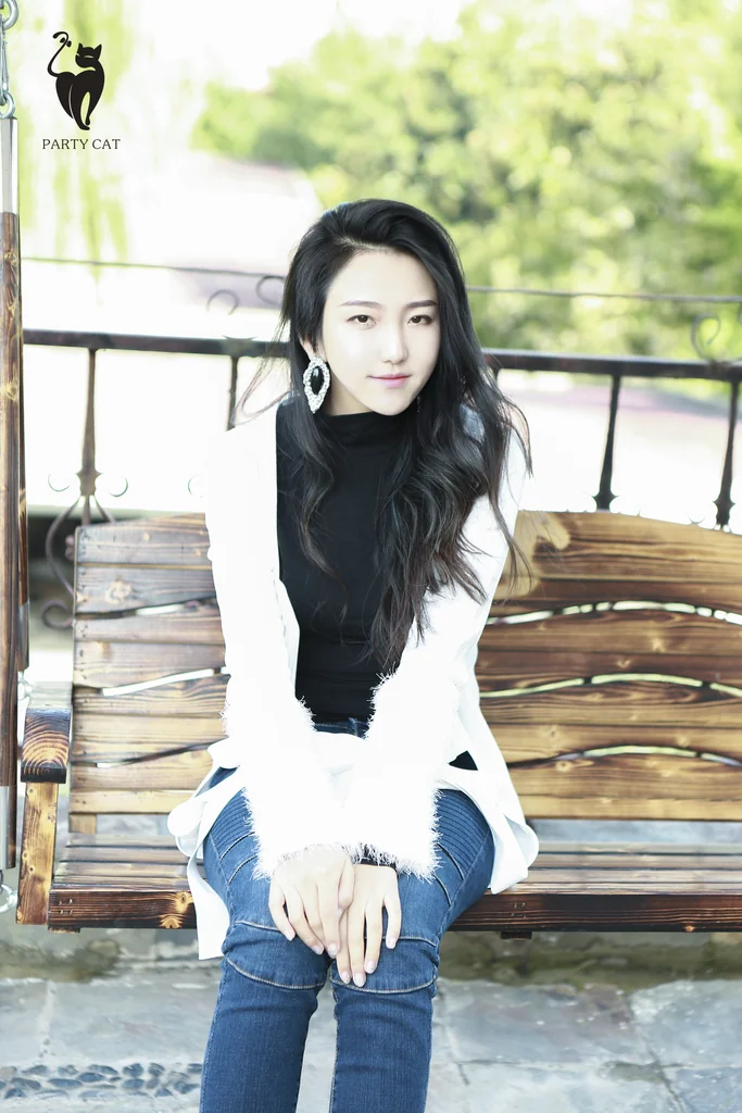 [PartyCat] Vol.005 Morgana 崔 preview 1