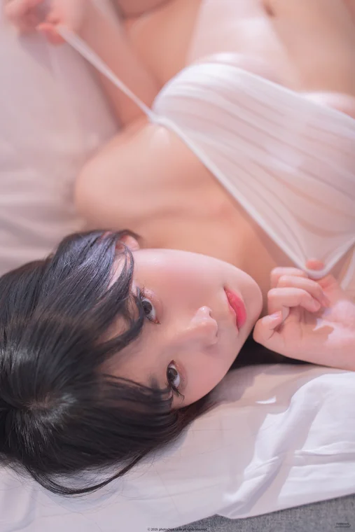[PhotoChips] Vol.108 No.2 Zia preview 15