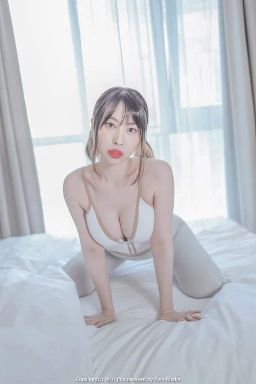 [Pure Media] Vol.103 Uhye (이유혜) preview 1