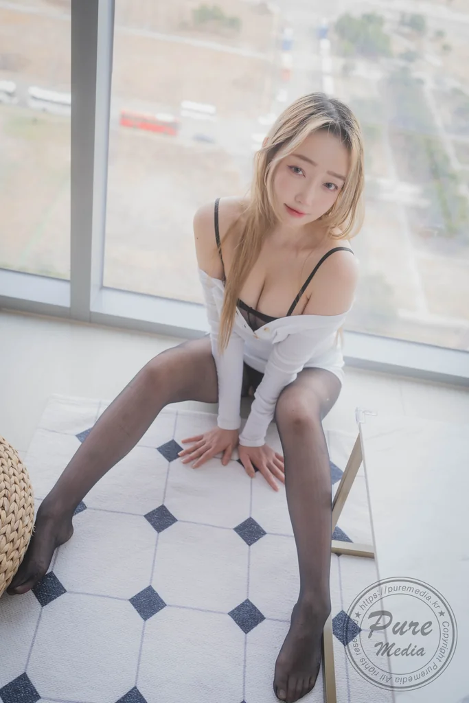 [Pure Media] Vol.284 Raon (라온) - First Naked preview 24