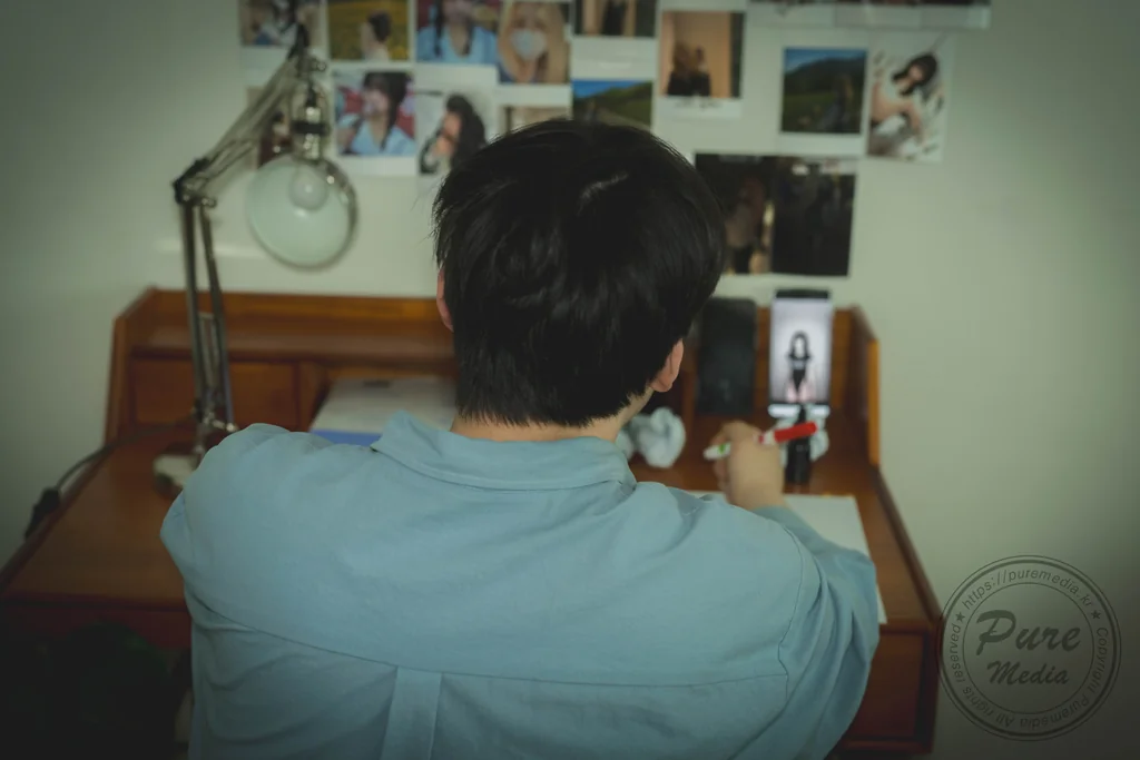[Pure Media] Vol.285 Hina (히나) - Psycho Stalker's Room preview 2