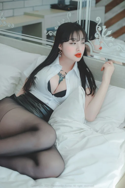 [Pure Media] Vol.81 Seolhwa (설화) preview 1