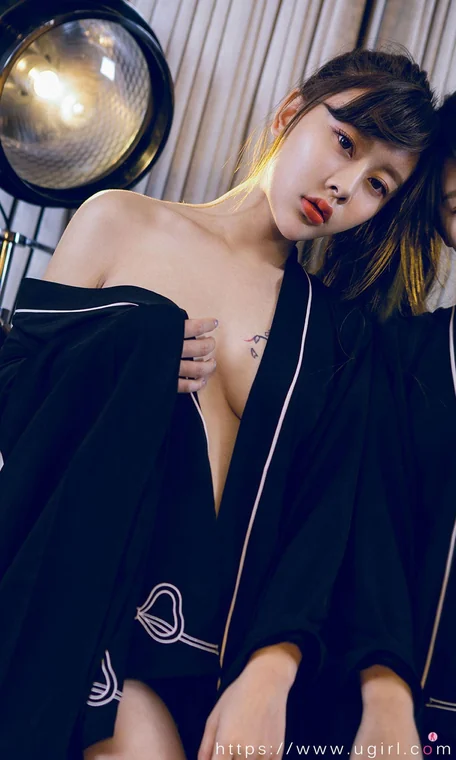 [UGIRLS] No.1779 Yi Ning (艺宁) preview 1