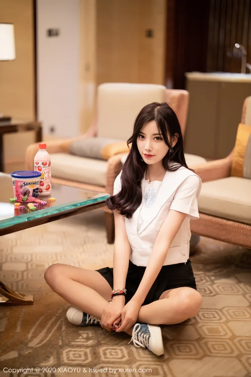 [XiaoYu] Vol.305 Yang Chen (杨晨晨sugar) preview 15