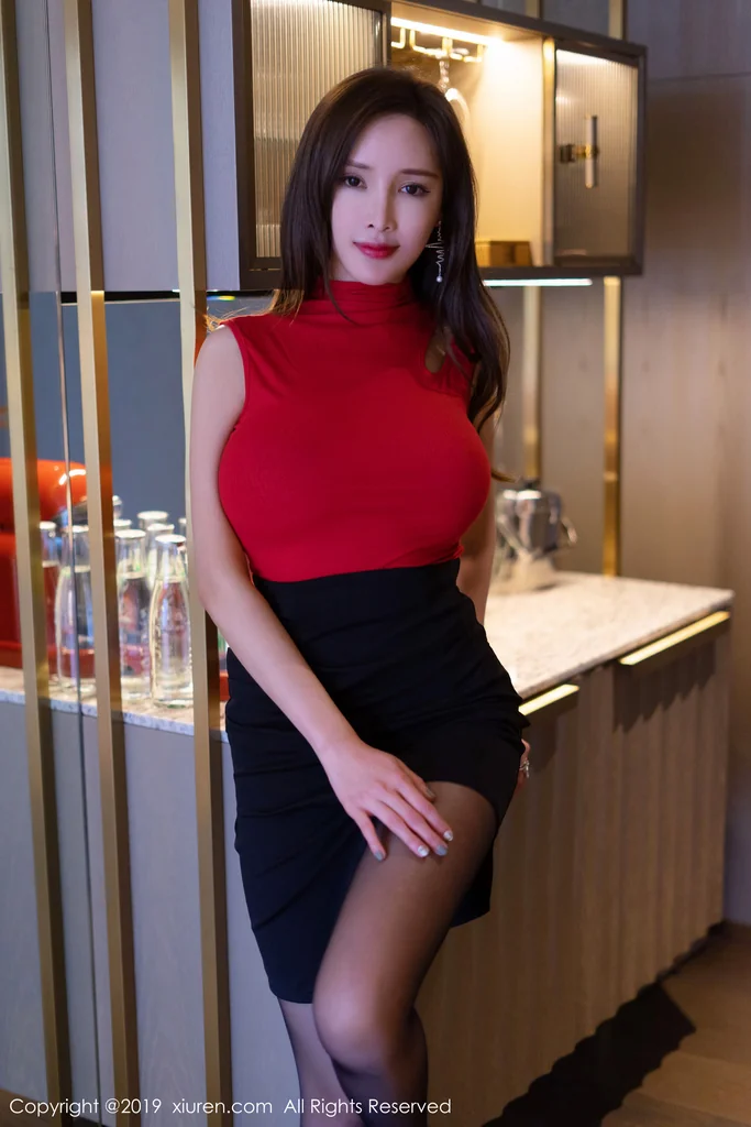 [XIUREN] No.1738 奶瓶土肥圆矮挫丑黑穷 (Tu Fei Yuan Ai Cuo Qiong) preview 6