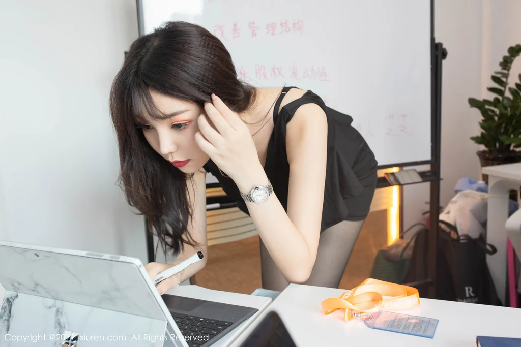 [XIUREN] No.1757 Booty - Zhizhi (芝芝) preview 12
