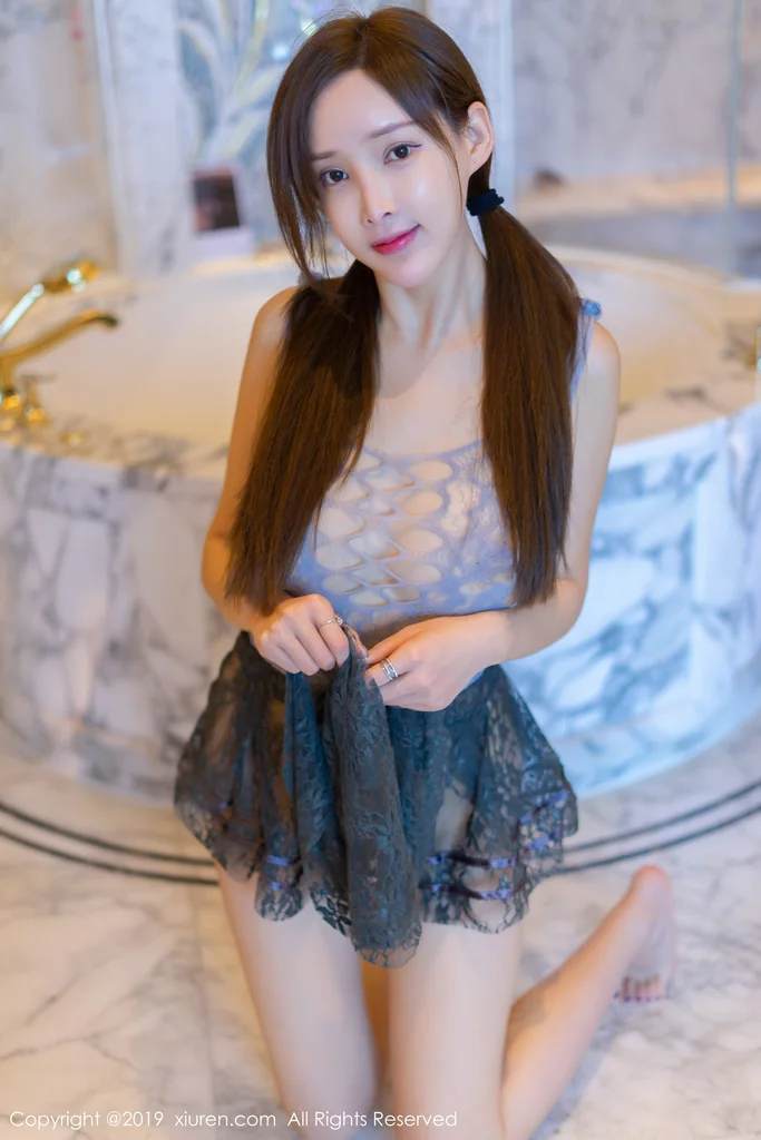 [XIUREN] No.1897 奶瓶土肥圆矮挫丑黑穷 (Tu Fei Yuan Ai Cuo Qiong) preview 14