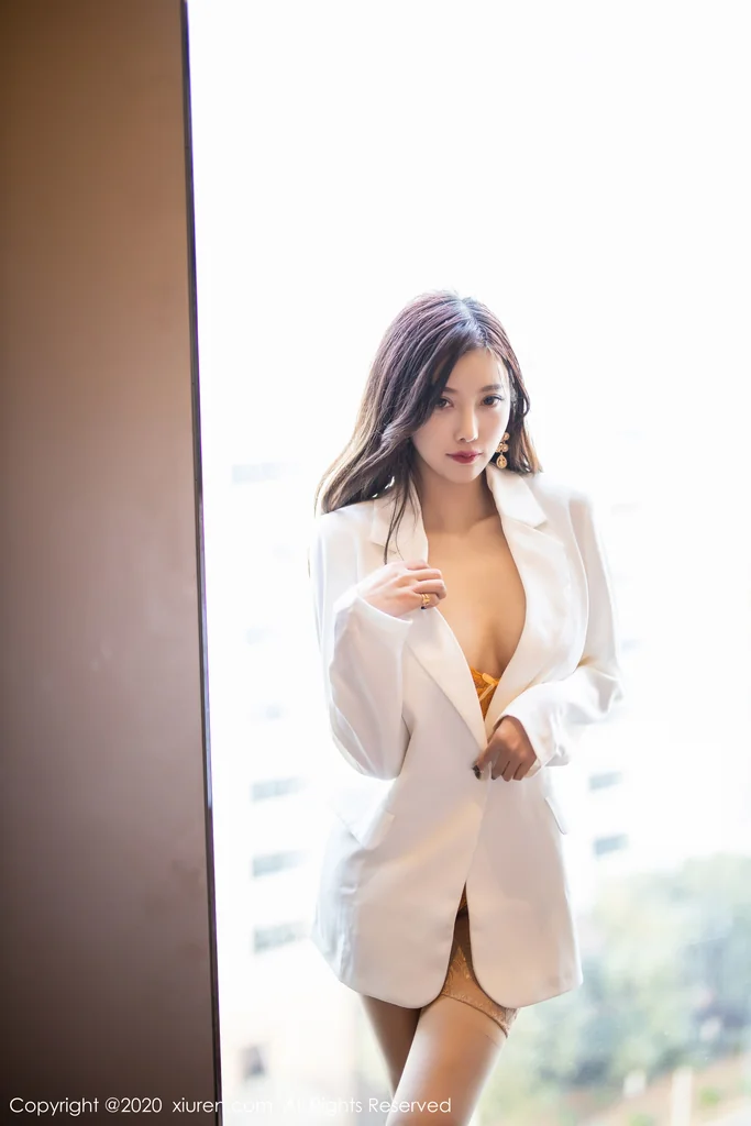 [XIUREN] No.1964 Yang Chen (杨晨晨sugar) preview 9