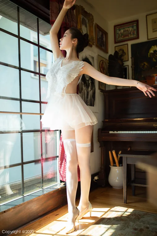 [XIUREN] No.2000 Meng Xin Yue (梦心月) preview 11