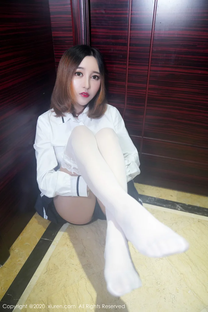 [XIUREN] No.2010 Li Zi Xi (李梓熙) preview 22