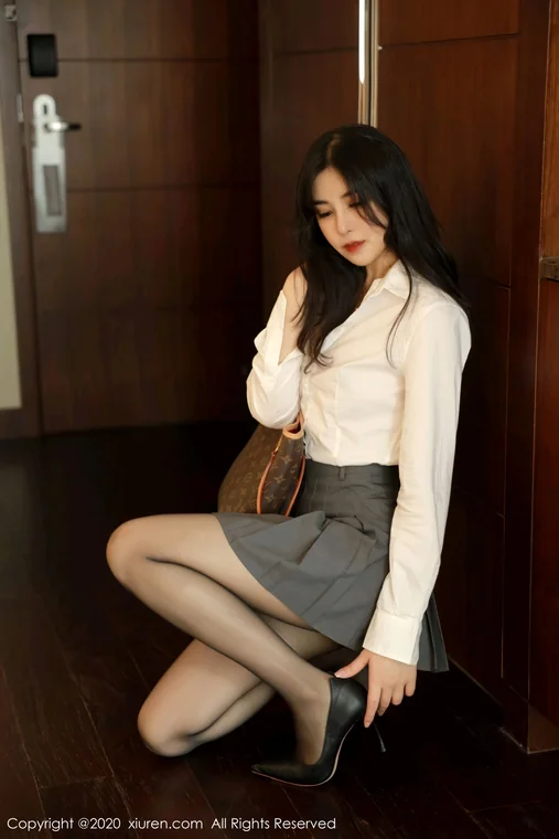 [XIUREN] No.2330 Han Jingan (韩静安) preview 3