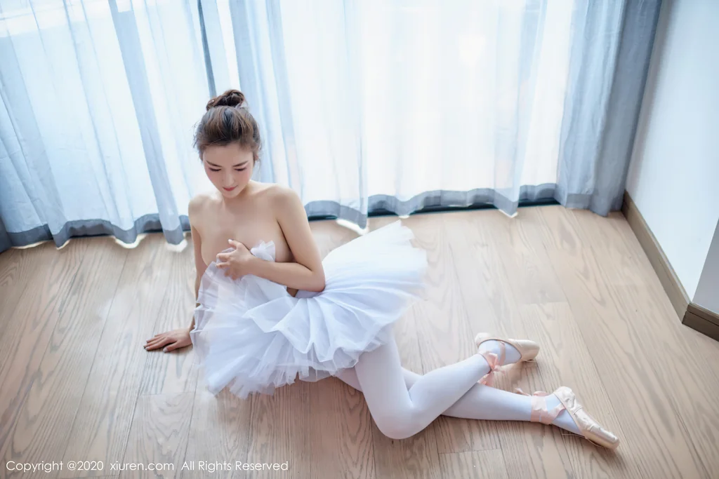 [XIUREN] No.2560 白露小猪 preview 8